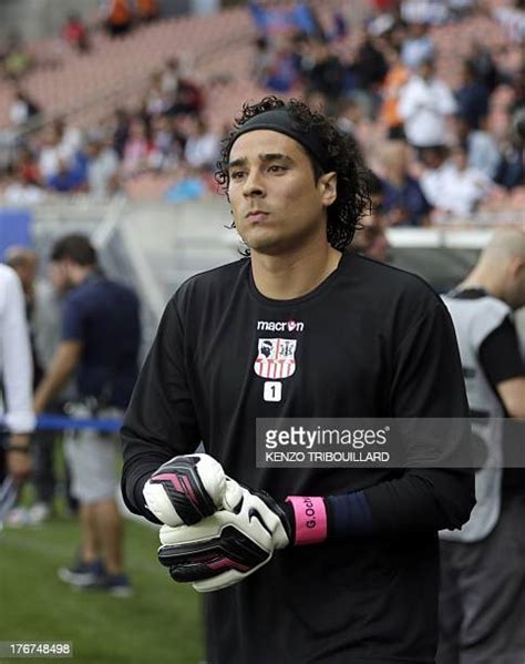 14 Guillermo Memo Ochoa Stock Photos & High